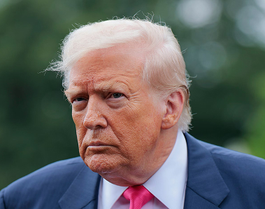 Trump’s private calls over Epstein coverage sends chilling effect across conservative media